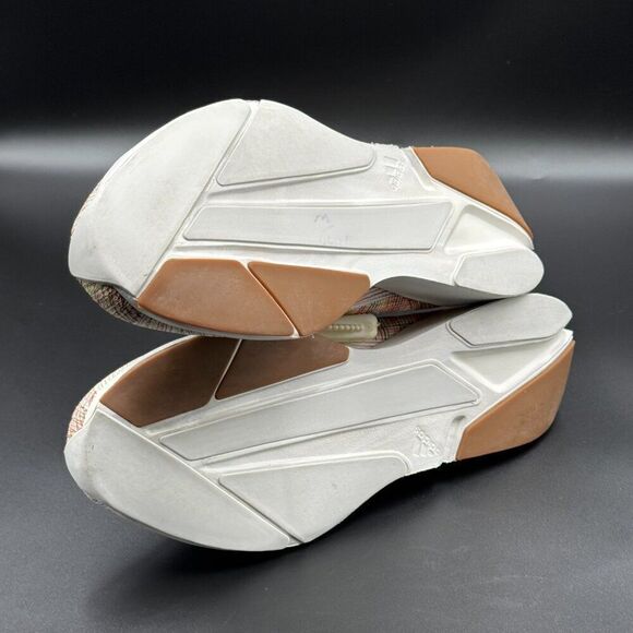 Adidas x Allbirds Wmns Adizero 2.94 KG CO2e 'Grey Semi Turbo' - Picture 6 of 9